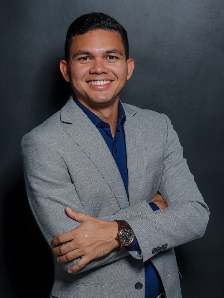 Foto de Tagory Cardoso, criador da Bússola de Tagory